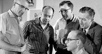 Walt Disney sammen med fire av hans "nine old men"